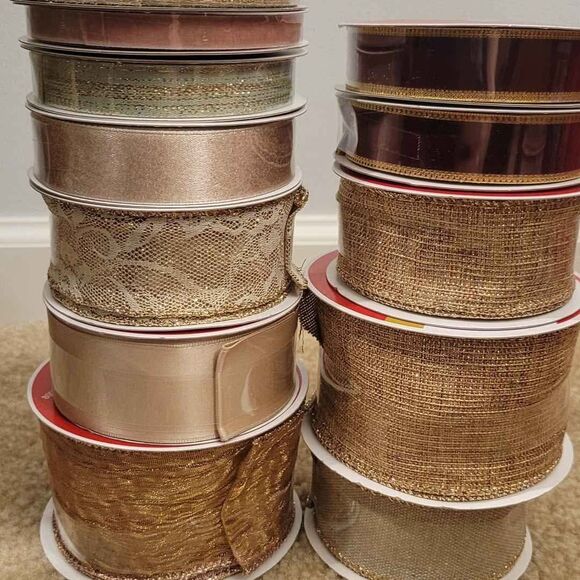 assorted ribbon - Picture 1 of 7